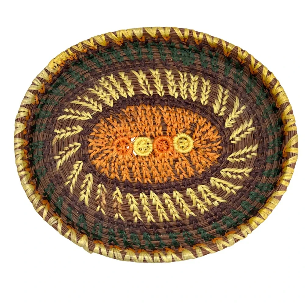 VTG Hand Woven Pine Needle Basket Oval Tray Boho Earth Tone Decor 10.5 Inch